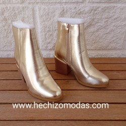 Bota Space Dorada