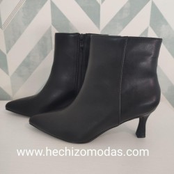 Bota Cintia